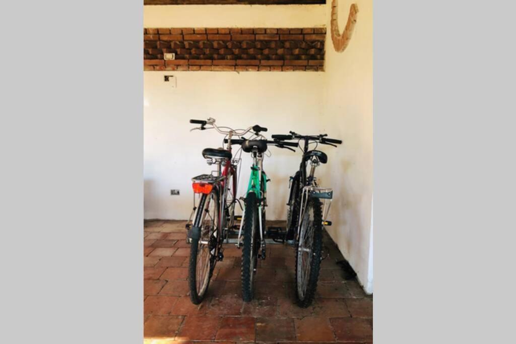 La Casa Nei Campi Villa Badia Pavese Luaran gambar