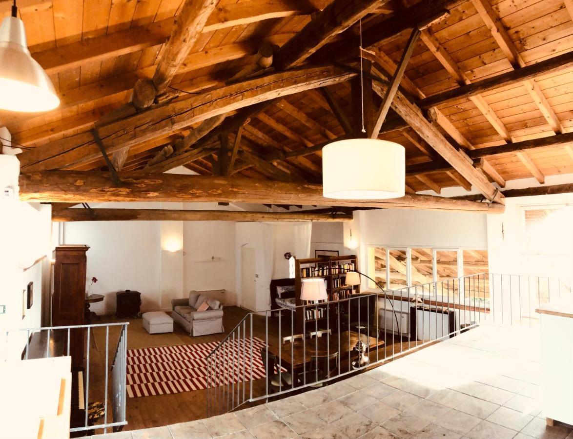 La Casa Nei Campi Villa Badia Pavese Luaran gambar
