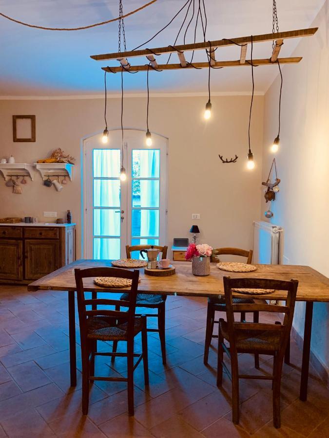 La Casa Nei Campi Villa Badia Pavese Luaran gambar